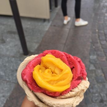Amorino - Looks great! - Ice Cream & Frozen Yogurt Near Me - Paris, 75 Amorino - Looks great! - Ice Cream & Frozen Yogurt Near Me - Paris, 75