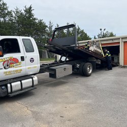 Manny’s Towing and Recovery - Experienced riggers.