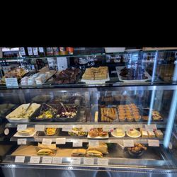 Bellatino's Food Lovers Market