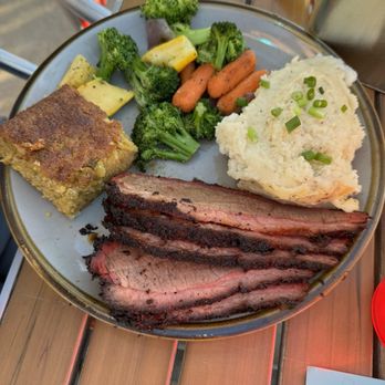 Fork & Fire - Brisket plate - Barbeque Near Me - Oro Valley, Arizona