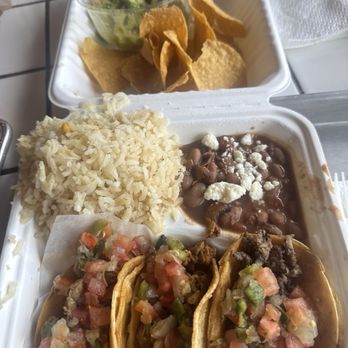 Barrio Cafe - Tacos with guacamole and chips - Mexican Near Me - Wahiawa, Hawaii Barrio Cafe - Tacos with guacamole and chips - Mexican Near Me - Wahiawa, Hawaii