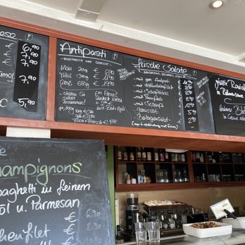 Mama Rosa - Italian Near Me - Hamburg, HH