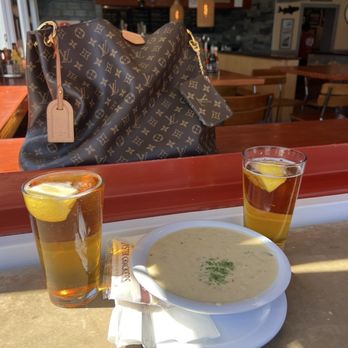 Duckie's Chowder House - Seafood Near Me - Cayucos, California Duckie's Chowder House - Seafood Near Me - Cayucos, California