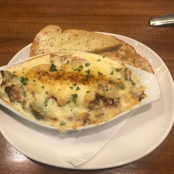 Romeo's - Baked cheese tortellini with chicken. So yummy! - Italian Near Me - Victoria, British Columbia Romeo's - Baked cheese tortellini with chicken. So yummy! - Italian Near Me - Victoria, British Columbia