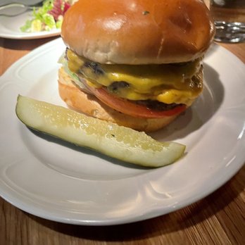 Au Cheval - Single Cheeseburger - Bars Near Me - Chicago, Illinois