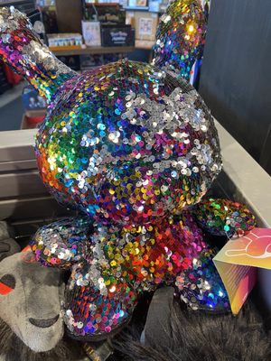 TWIST & SHOUT - Updated August 2025 - 89 Photos & 294 Reviews - 2508 E