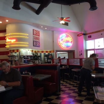 Mama's Daughters' Diner - Dining area. - Diners Near Me - Plano, Texas Mama's Daughters' Diner - Dining area. - Diners Near Me - Plano, Texas