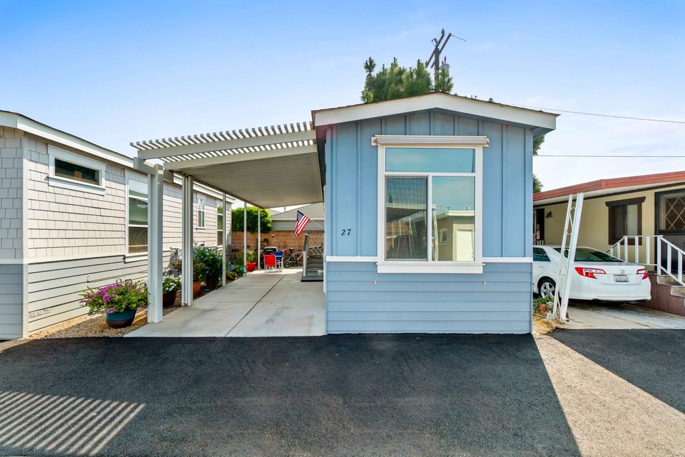 BMH HOMES Updated September 2024 1737 Pacific Coast Hwy, Lomita