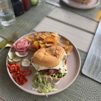 Florida Room - Hot honey chicken sandwich - Cocktail Bars Near Me - Fort Lauderdale, Florida