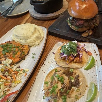 GRANVILLE - Taco Trio (bottom-right), Bacon & Blue Burger (top-right), Wagyu Beef Stroganoff (top-left), Spicy Half Chicken (bottom-left) - New American Near Me - Pasadena, California GRANVILLE - Taco Trio (bottom-right), Bacon & Blue Burger (top-right), Wagyu Beef Stroganoff (top-left), Spicy Half Chicken (bottom-left) - New American Near Me - Pasadena, California