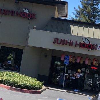 Sushi Hook - Sushi Bars Near Me - Sacramento, California