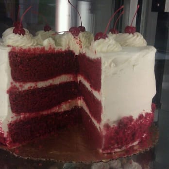 Briarpatch Restaurant - Red velvet in the display case. - American Near Me - Winter Park, Florida