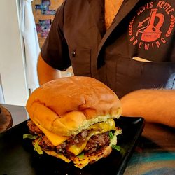 Dorothy's Pub