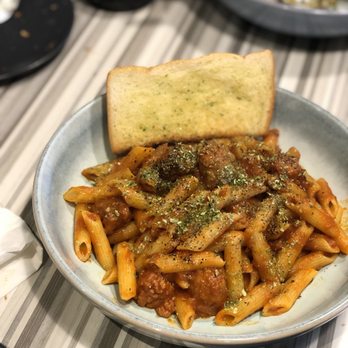 Cafe N One - Spicy Neapolitan ragu - Desserts Near Me - Markham, Ontario