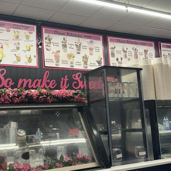 Dream the La Cream - Ice Cream & Frozen Yogurt Near Me - Virginia Beach, Virginia Dream the La Cream - Ice Cream & Frozen Yogurt Near Me - Virginia Beach, Virginia
