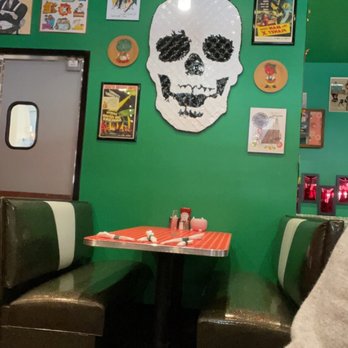 The Friendly Toast - Breakfast & Brunch Near Me - Dedham, Massachusetts