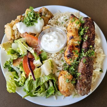 Palmyra Mediterranean House - Mixed Grill platter - Middle Eastern Near Me - Etobicoke, Ontario Palmyra Mediterranean House - Mixed Grill platter - Middle Eastern Near Me - Etobicoke, Ontario