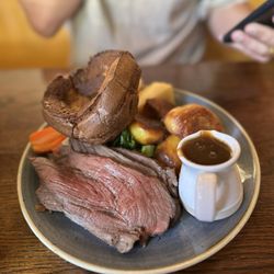 Brewers Inn - Sunday roast beef