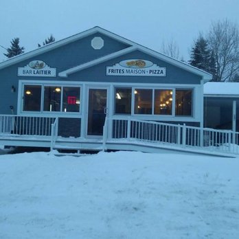 Cantine Ti-Mousse - the front of the restaurant - Fast Food Near Me - Saint-Romain, Quebec Cantine Ti-Mousse - the front of the restaurant - Fast Food Near Me - Saint-Romain, Quebec