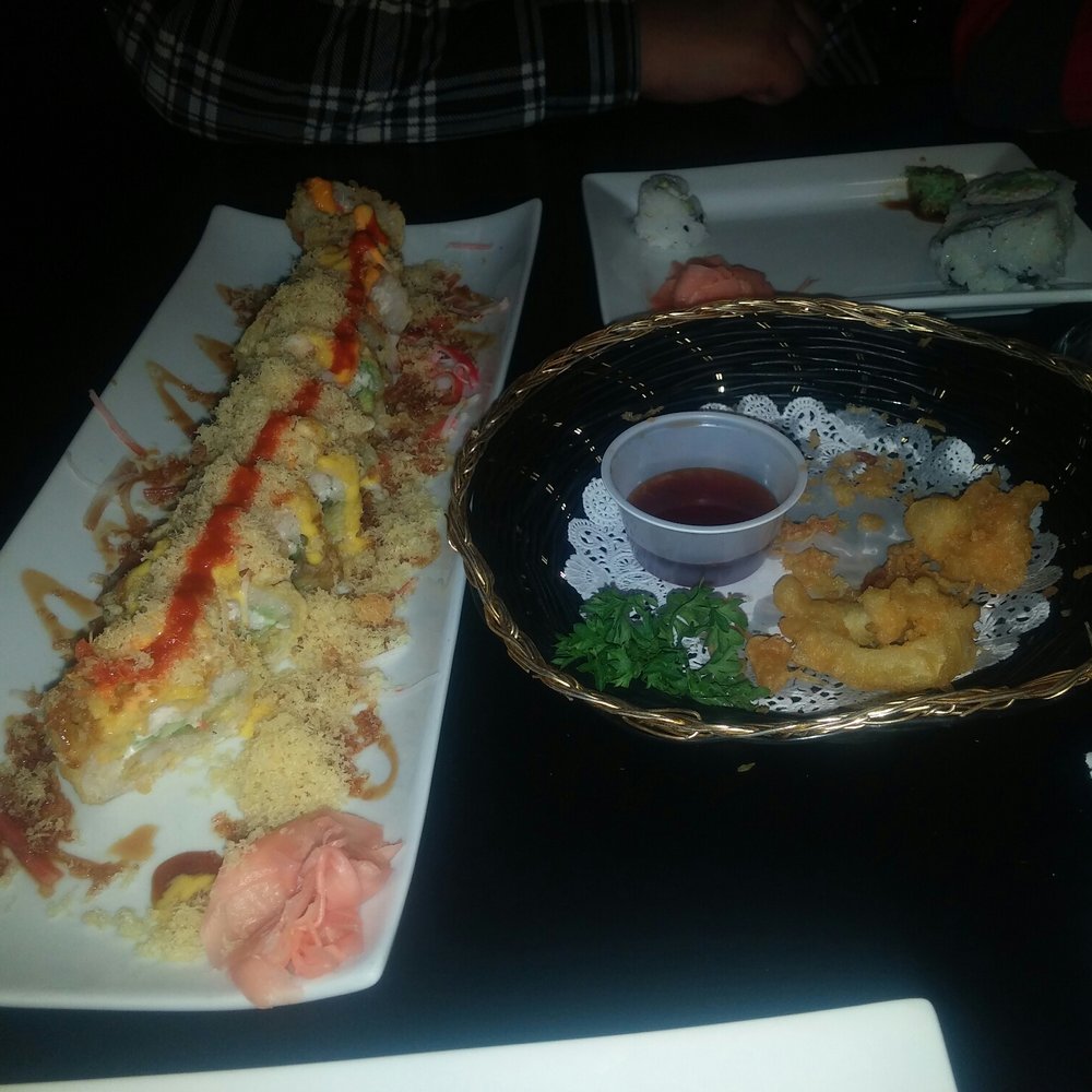 DRAGON SUSHI - Indio prices - Calamari was gone before i could take the picture this is the off the menu roll with a kick. Ask your server. Delicious! - Sushi Bars Near Me - Indio, California