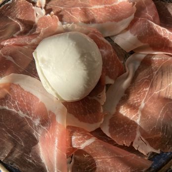 Di Rienzo - Prosciutto and mozzarella - Italian Near Me - Rome, RM Di Rienzo - Prosciutto and mozzarella - Italian Near Me - Rome, RM