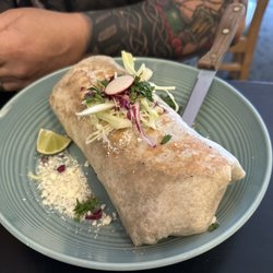 La Cocina De Oro - Super burrito