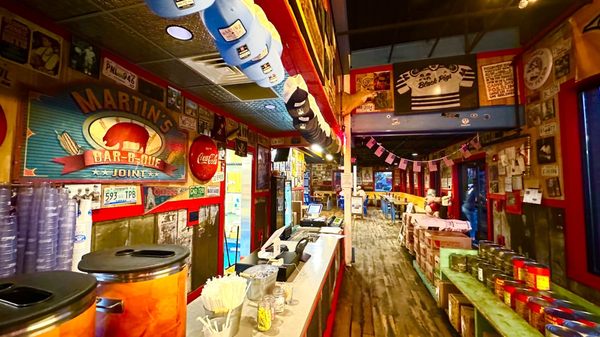Martin's Bar-B-Que Joint by null