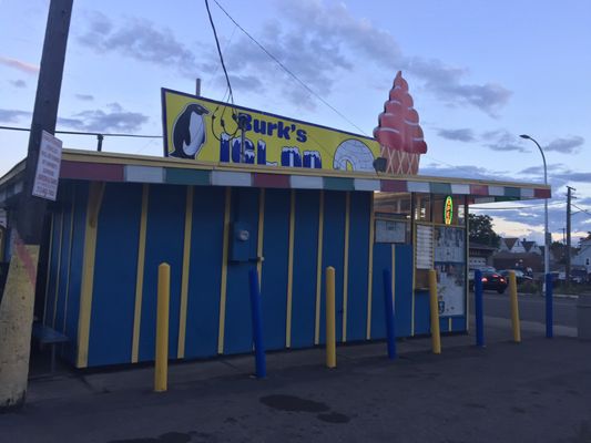 Burk's Igloo by null