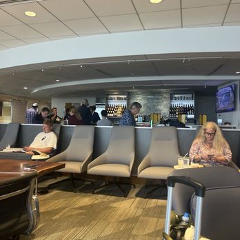 The Club ATL - Bar - Airport Lounges Near Me - Atlanta, Georgia The Club ATL - Bar - Airport Lounges Near Me - Atlanta, Georgia