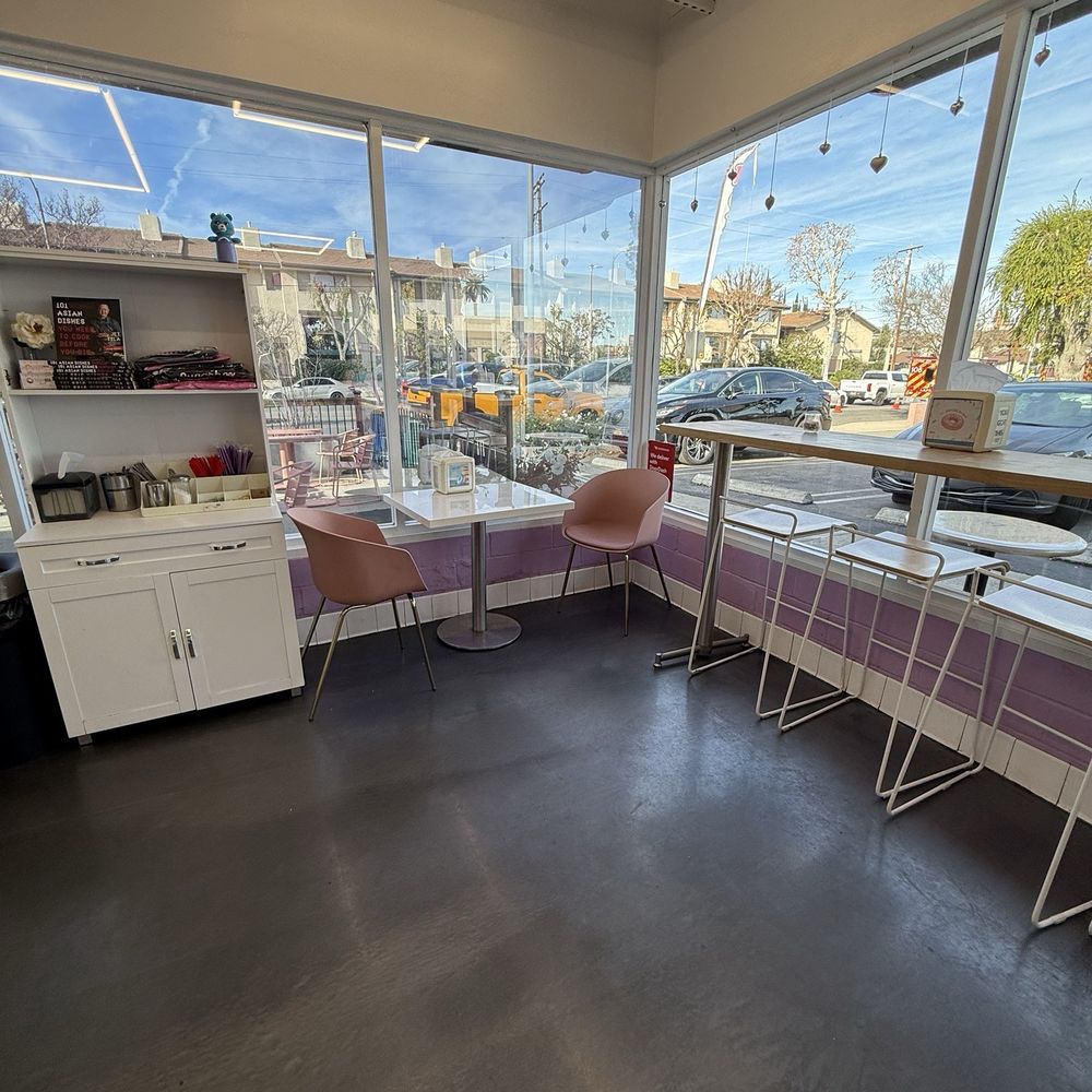Sugarbox Donuts - Donuts Near Me - West Hills, California