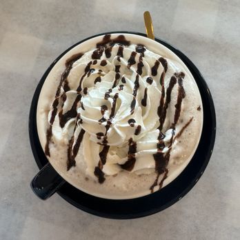 Madame Brioche Bistro - Chocolat viennois - French Near Me - Conroe, Texas