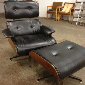 Chicago Upholstery School - Intermediate project - Specialty Schools Near Me - Chicago, Illinois