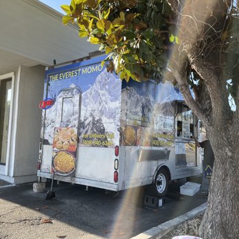 Everest Momo - Outside - Food Trucks Near Me - Sunnyvale, California Everest Momo - Outside - Food Trucks Near Me - Sunnyvale, California