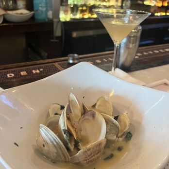 La P'tite Framboise - CLAMS MARINIRE (6) - French Near Me - Port Washington, New York La P'tite Framboise - CLAMS MARINIRE (6) - French Near Me - Port Washington, New York