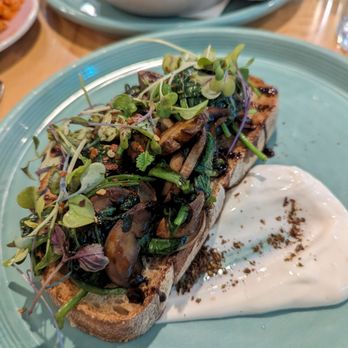 Merriweather Coffee + Kitchen - Mushroom toast - Salad Near Me - New York, New York