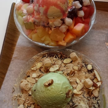 Paris Baguette - Fruit (top) & Green Tea (bottom) patbingsu!! - Bakeries Near Me - Edison, New Jersey Paris Baguette - Fruit (top) & Green Tea (bottom) patbingsu!! - Bakeries Near Me - Edison, New Jersey