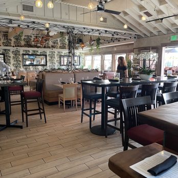 Sapphire - Indoors. - New American Near Me - Laguna Beach, California Sapphire - Indoors. - New American Near Me - Laguna Beach, California