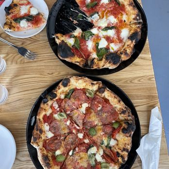 Sei Pizza Bar - Diavola Pizze Margherita Pizze - Pizza Near Me - Los Angeles, California