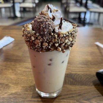 Madres Brunch - Ferrero Rocher latte - Breakfast & Brunch Near Me - Corona, California