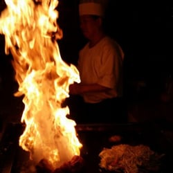 Okori Teppan-Yaki Restaurant - Fire flames