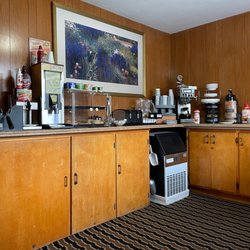 Cozy Corner Restaurant - Breakfast area