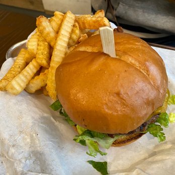 Brooks Burgers - Brooks Burger - Burgers Near Me - San Luis Obispo, California