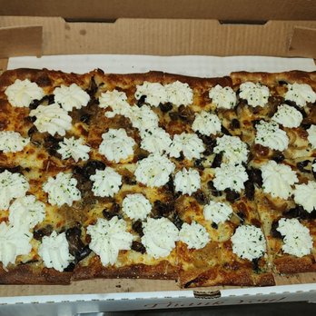 Good Pie - Grandma 'shroom pizza with ricotta - Pizza Near Me - Las Vegas, Nevada Good Pie - Grandma 'shroom pizza with ricotta - Pizza Near Me - Las Vegas, Nevada