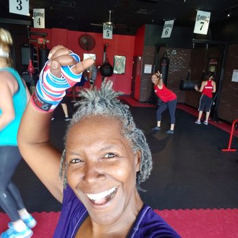 9Round - Ocoee - Boss mama representing! I can always count on Karen to have my 6 for a great workout! - Boxing Near Me - Ocoee, Florida