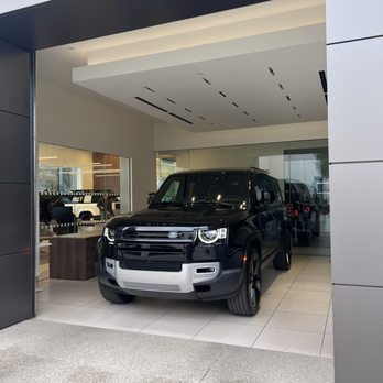 Land Rover Thousand Oaks - Car Dealers Near Me - Thousand Oaks, California