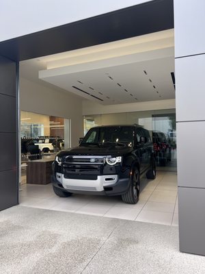 Land Rover Of Thousand Oaks