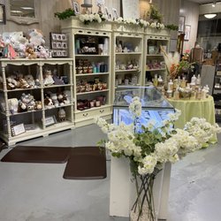 Elizabeths Treasures