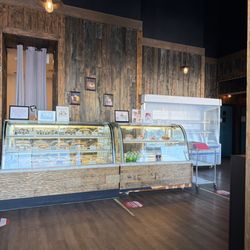 Cake & Dessert Cafe
