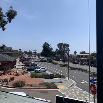 Beeside Balcony - Mediterranean Near Me - Del Mar, California