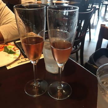 Mind Yer Ps & Qs - Sparkling wine event - Pubs Near Me - Knoxville, Tennessee